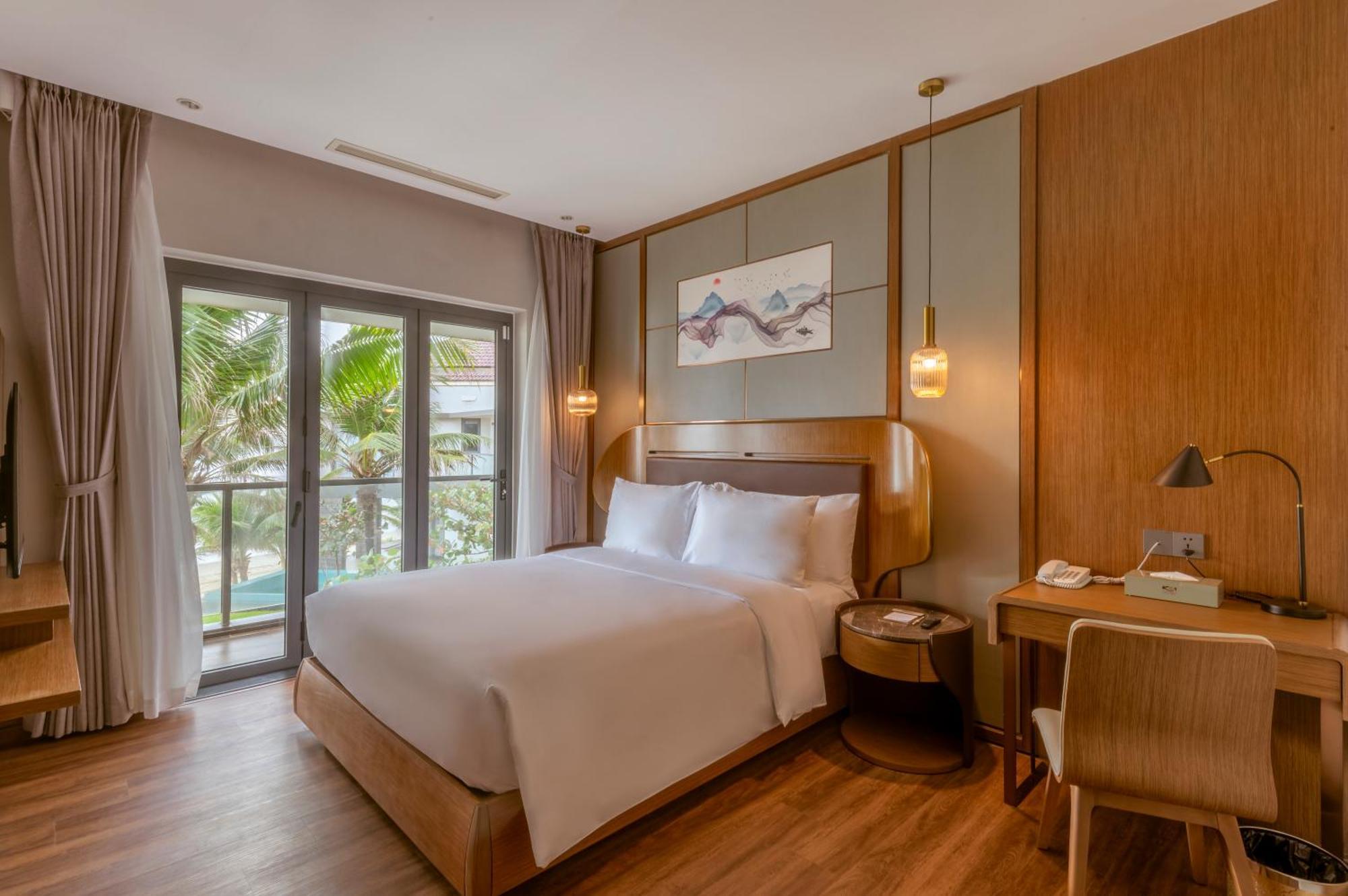 Koi Resort & Residence Da Nang Exterior photo